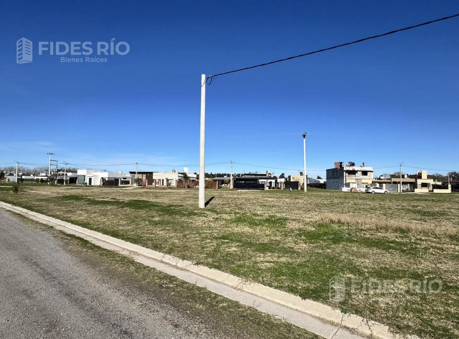 Lote frente al lago Las Fincas del Rosedal 5