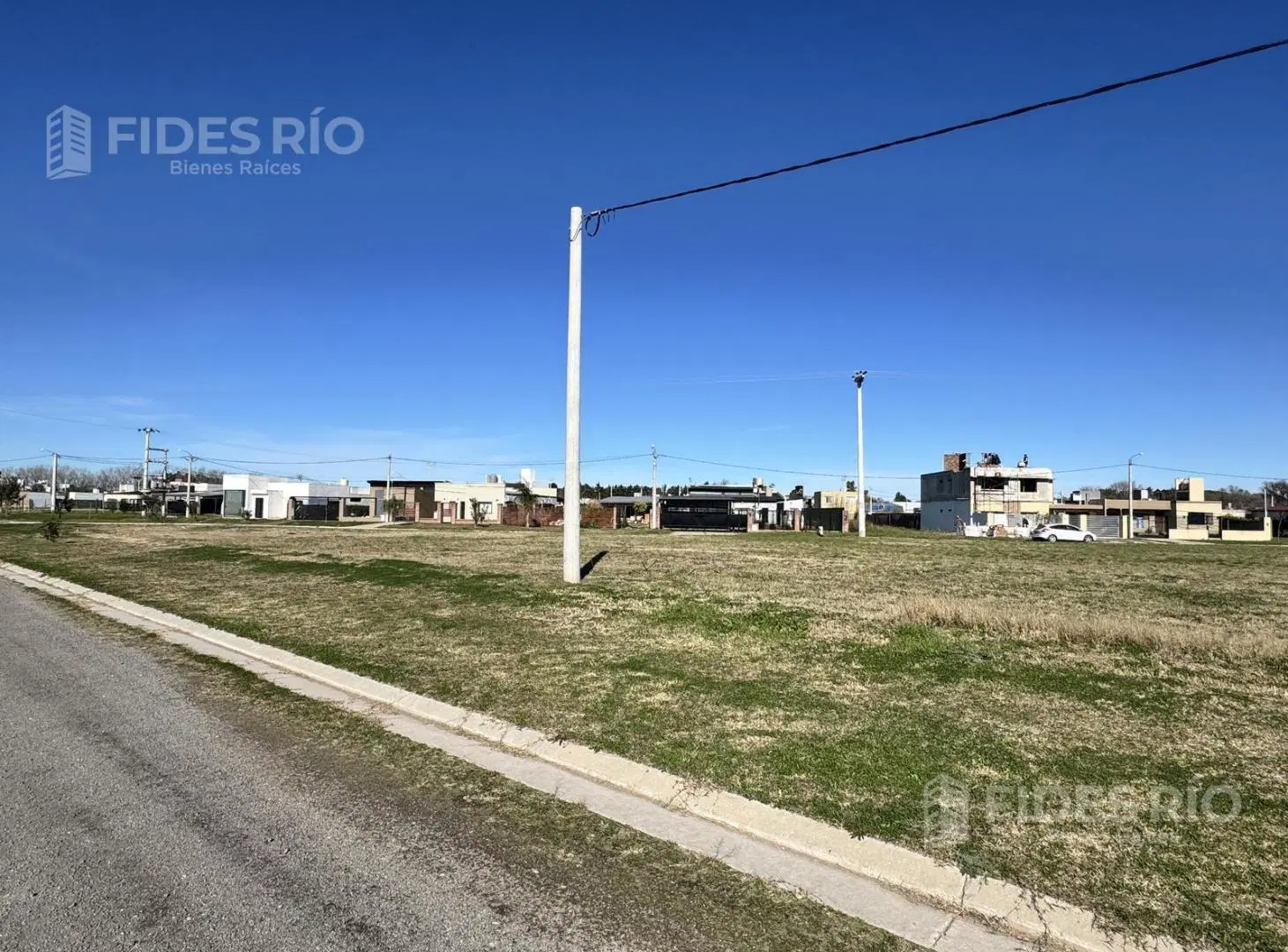 Lote frente al lago Las Fincas del Rosedal 3