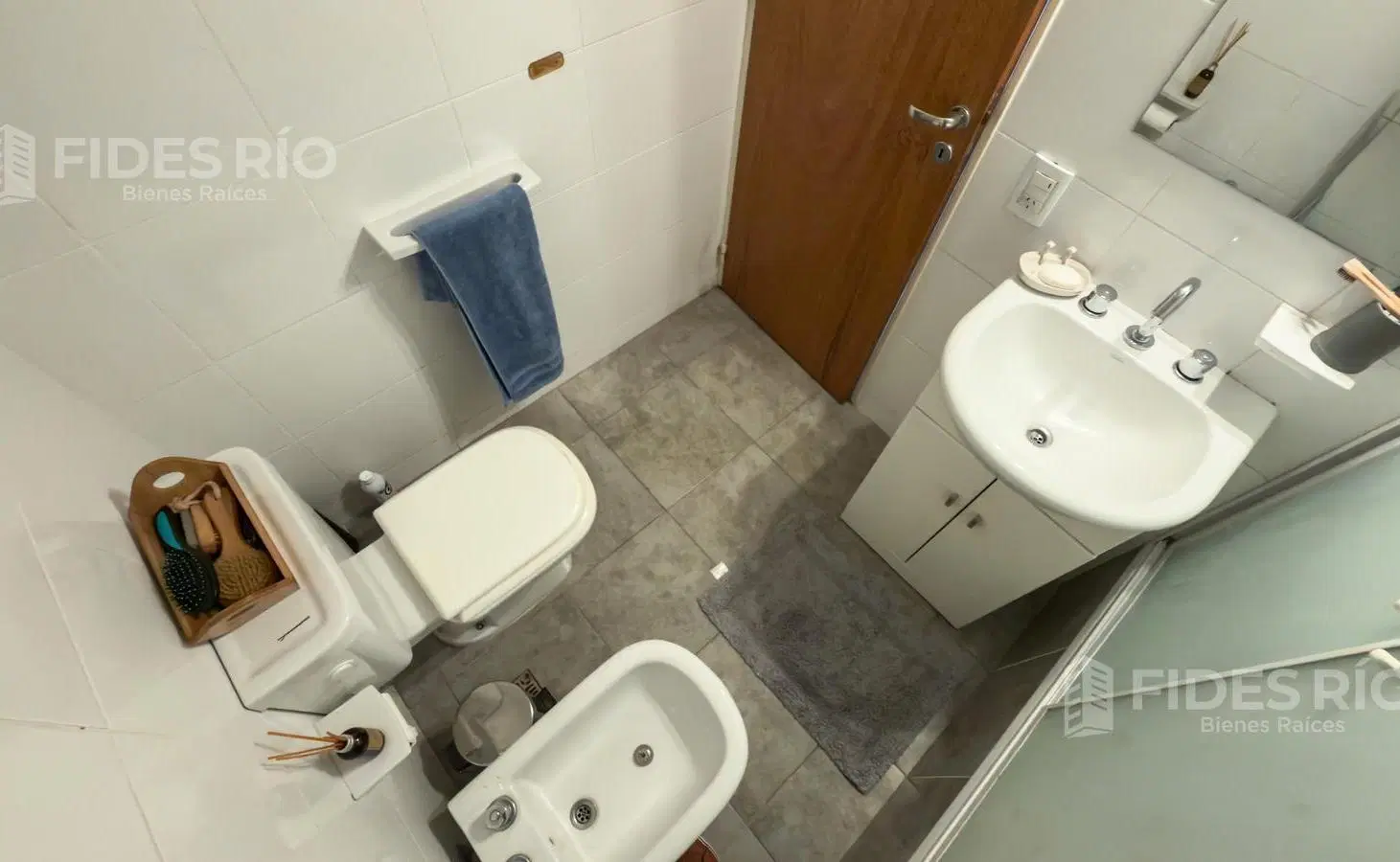 Venta - Departamento de Dos Dormitorios con Balcón al contrafrente en Barrio La Sexta 2