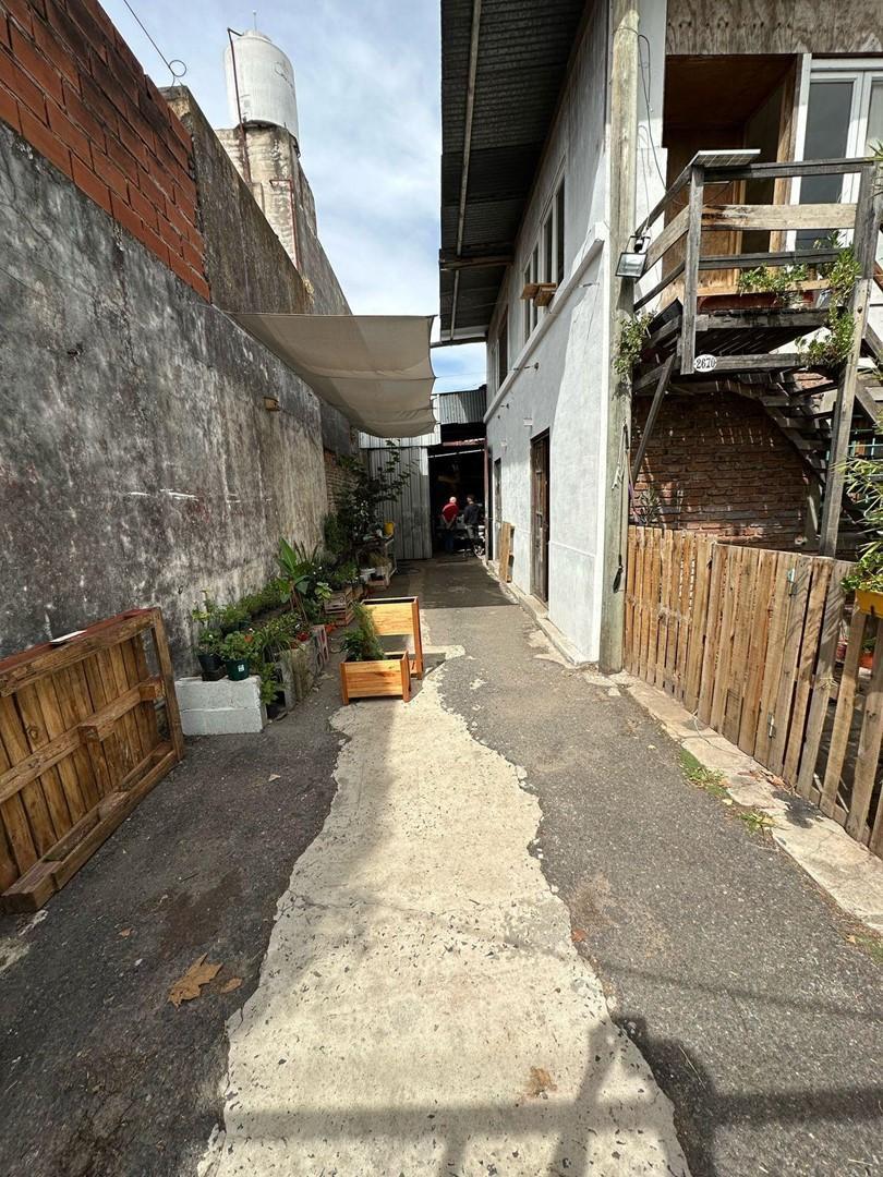 Depósito Galpón en Venta en Caseros, Tres de Febrero, G. B. a. Zona Oeste 4