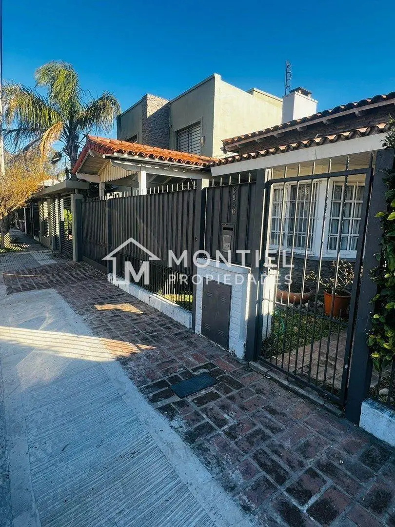 Casa Chalet en Venta en Ciudad Jardin, Tres de Febrero, G.B.A. Zona Oeste 3
