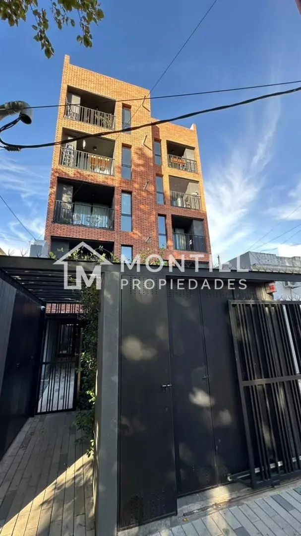 Departamento  en Alquiler en Haedo, Morón, G.B.A. Zona Oeste 2