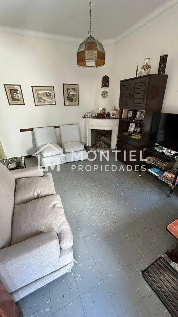 Casa Chalet  en Venta en Ciudad Jardin, Tres de Febrero, G.B.A. Zona Oeste 4