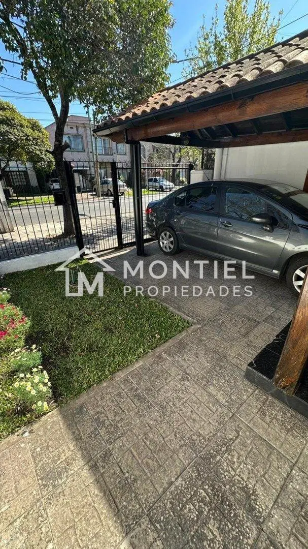Casa Chalet  en Venta en Ciudad Jardin, Tres de Febrero, G.B.A. Zona Oeste 5