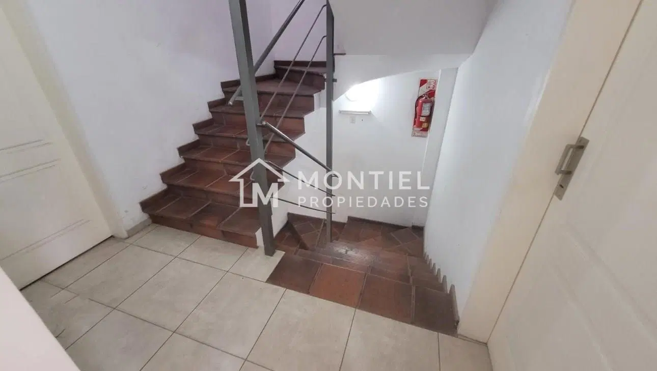 Departamento Monoambiente  en Venta en Morón, G.B.A. Zona Oeste, Argentina 3