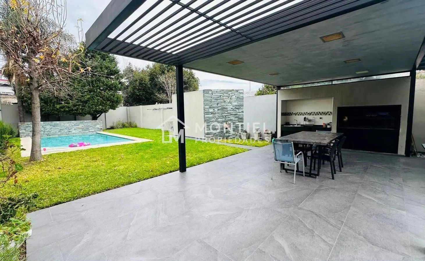 Casa Chalet en Venta en El Palomar, Morón, G.B.A. Zona Oeste 1