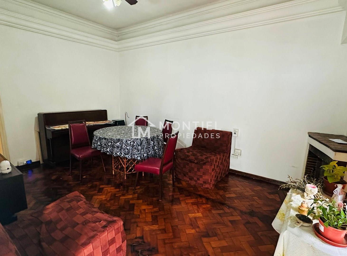 Foto de Casa Chalet en Venta en El Palomar, Morón, G.B.A. Zona Oeste, imagen 2