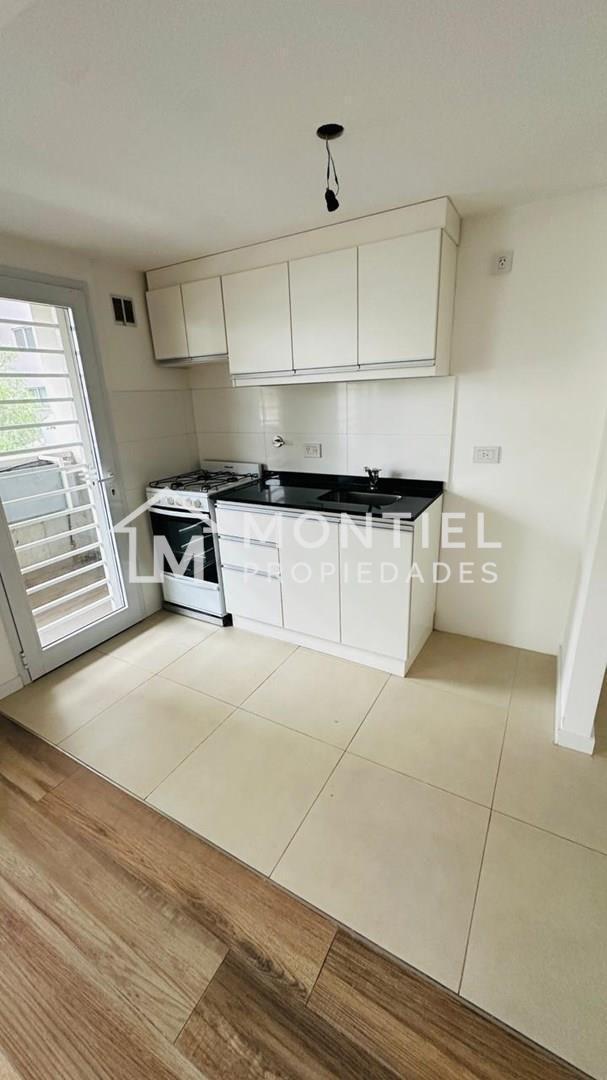 Foto de Departamento en Venta en Caseros, Tres de Febrero, G.B.A. Zona Oeste, imagen 5