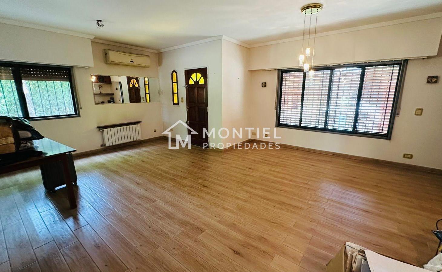 Foto de Casa Chalet en Venta en Hurlingham, G.B.A. Zona Oeste, imagen 5