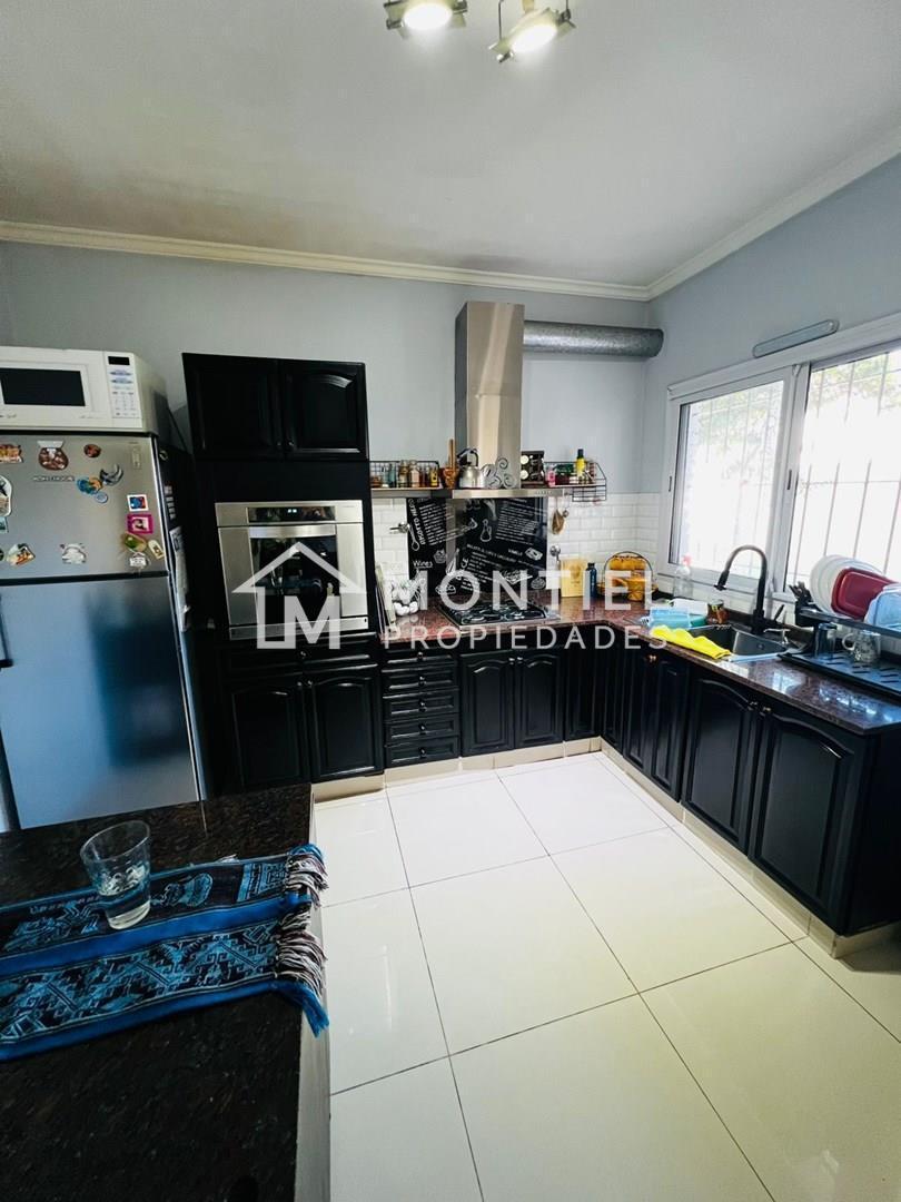 Foto de la propiedad en Aviador Piccione 2300, Ciudad Jardín Lomas del Palomar