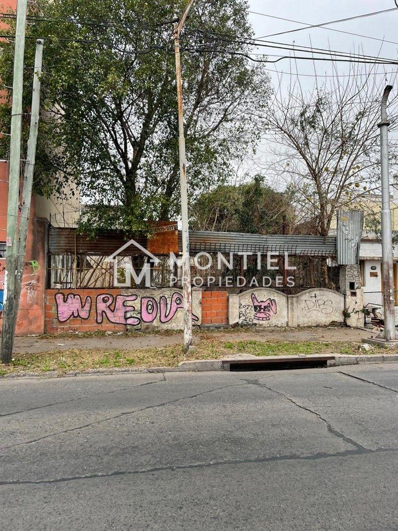 Foto de Terreno Lote en Venta en Morón, G.B.A. Zona Oeste, imagen 1