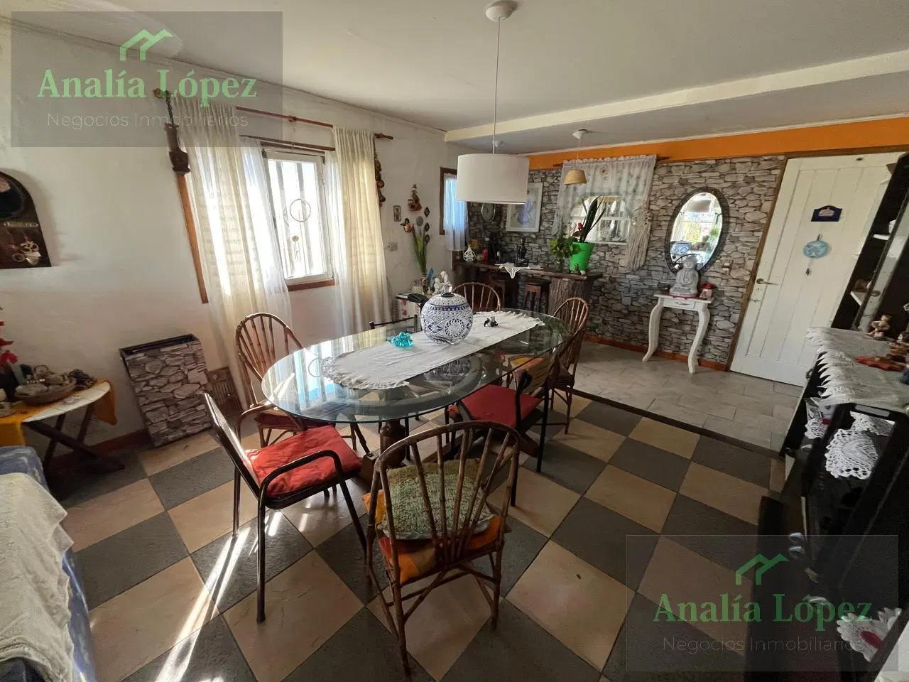 Venta casa 3 ambientes en Caisamar 1