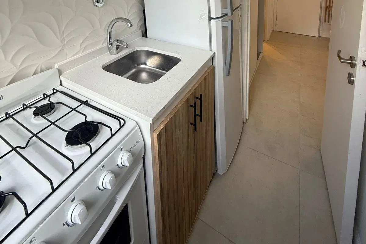 Departamento Monoambiente Plaza Colon 5