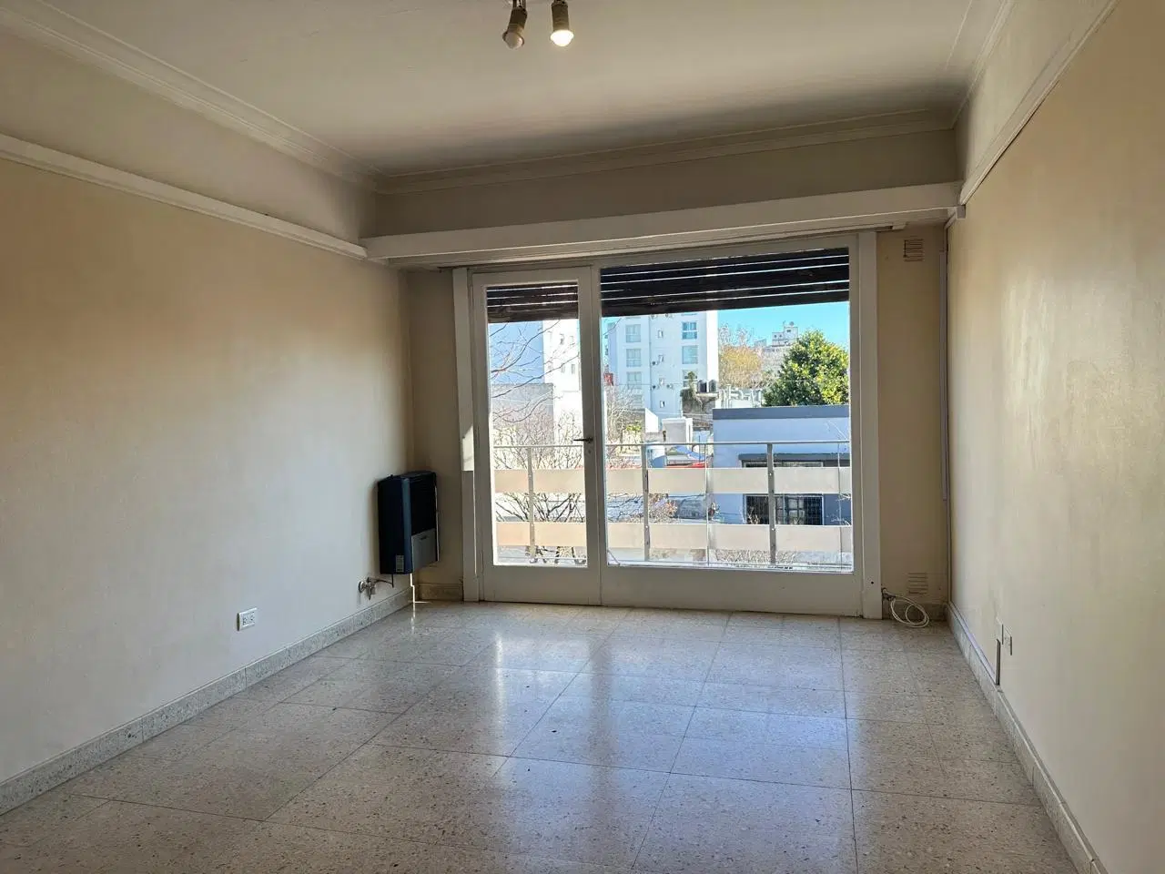 Departamento 3 ambientes Plaza Mitre 4