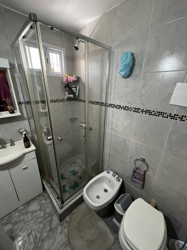 Venta de Chalet 4 Ambientes con Garage 4
