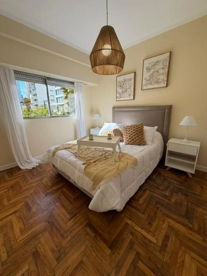 Venta departamento 2 ambientes con balcon a la calle en el centro 4