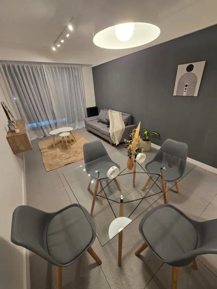 Venta departamento 2 ambientes con dependencia en el centro 4