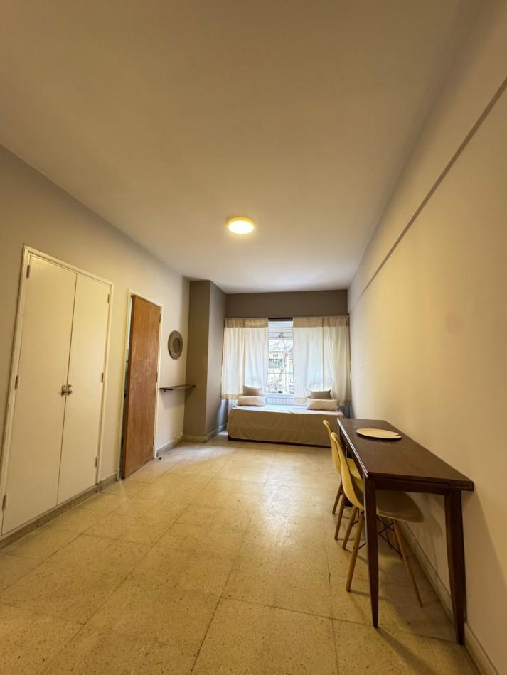 Foto de Venta departamento 1 ambiente a la calle en zona Plaza Colon, imagen 3
