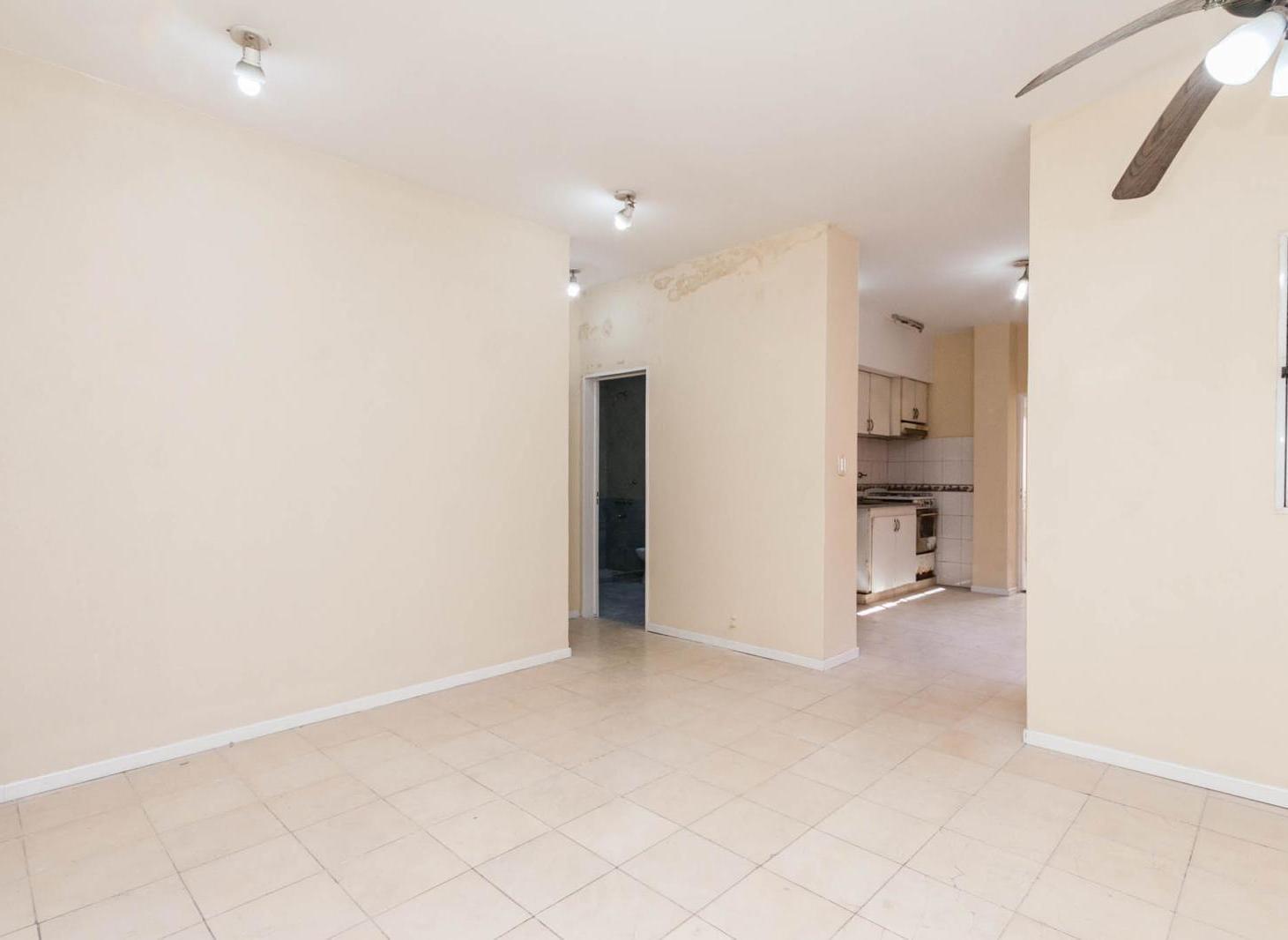 VENTA DIRECTA PH tipo casa al frente c/cochera
