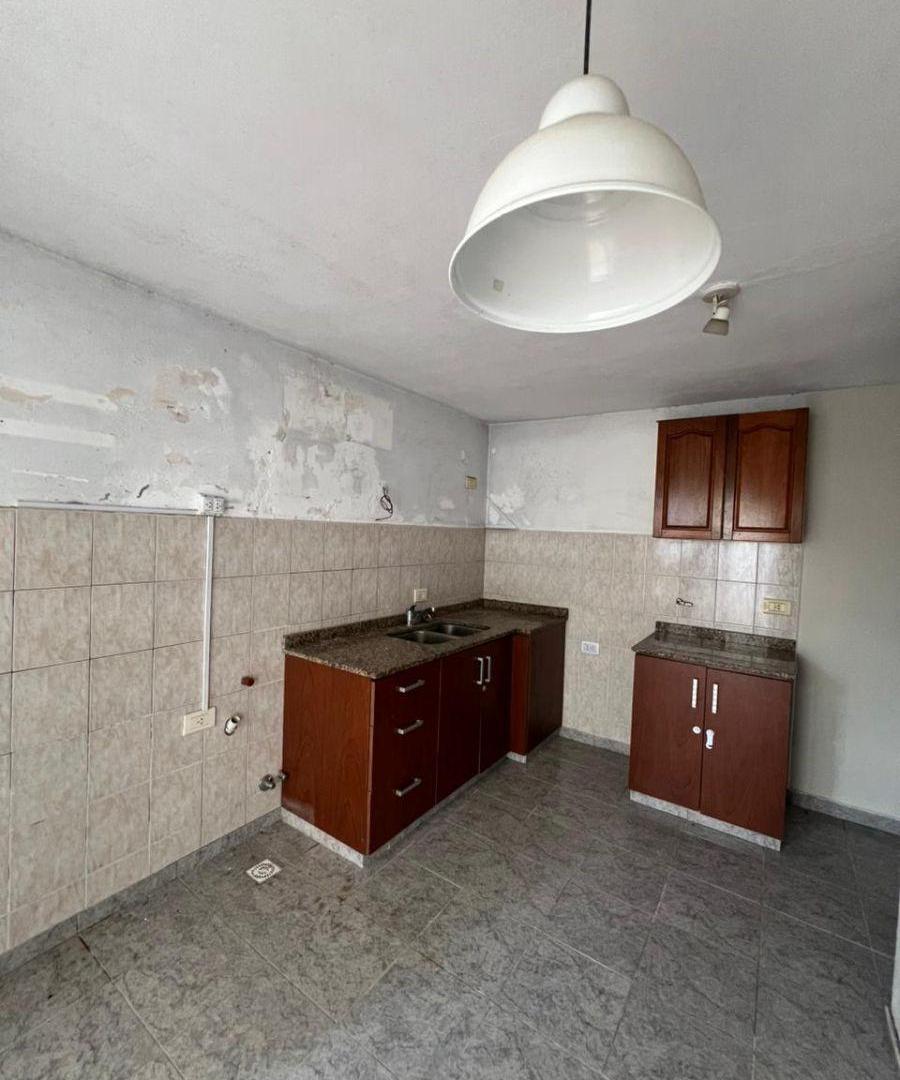 Foto de OPORTUNIDAD! DUPLEX EN VENTA, imagen 4