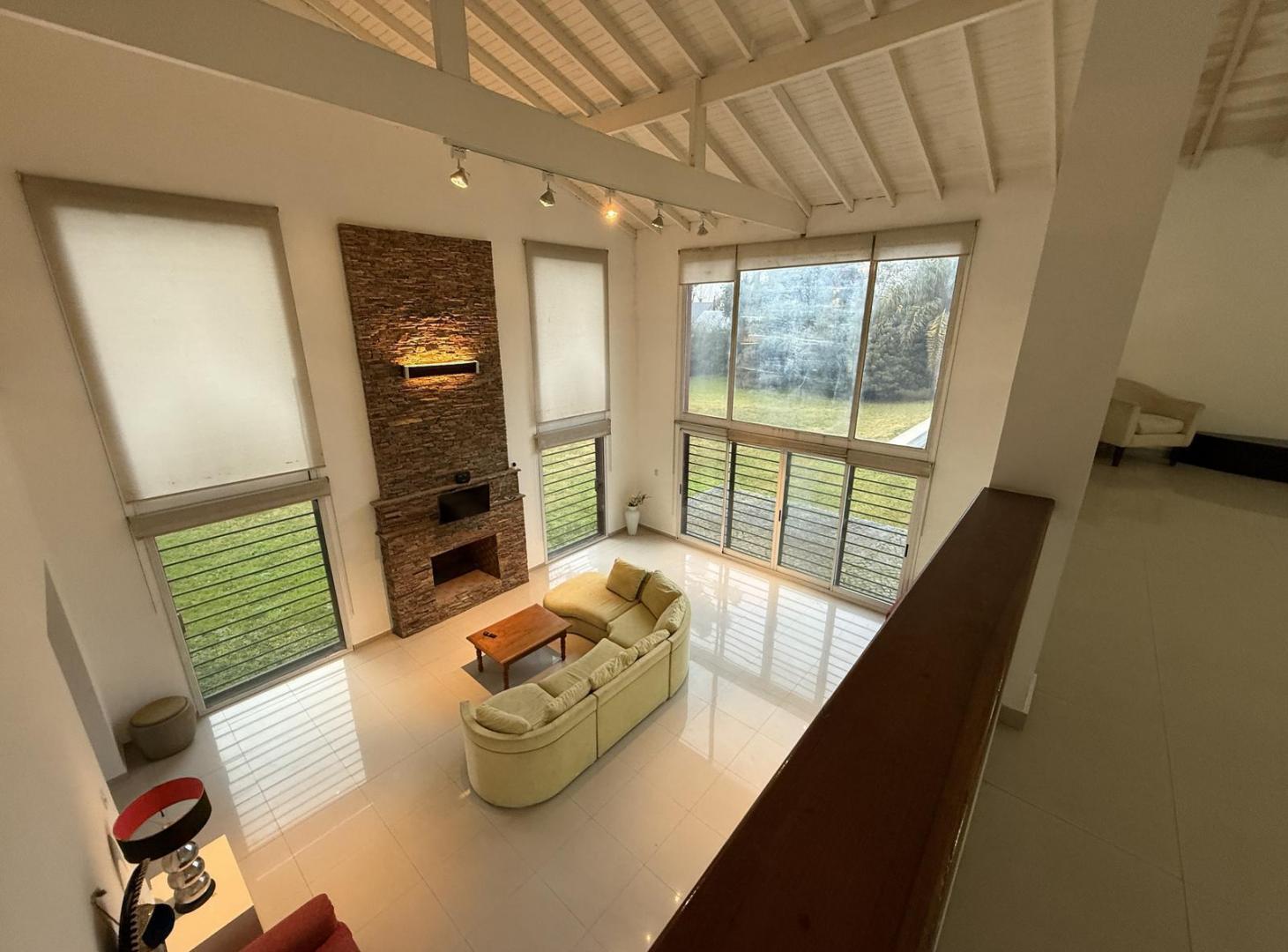 Foto de Casa quinta a la venta, jardín y pileta, en Maschwitz, imagen 4