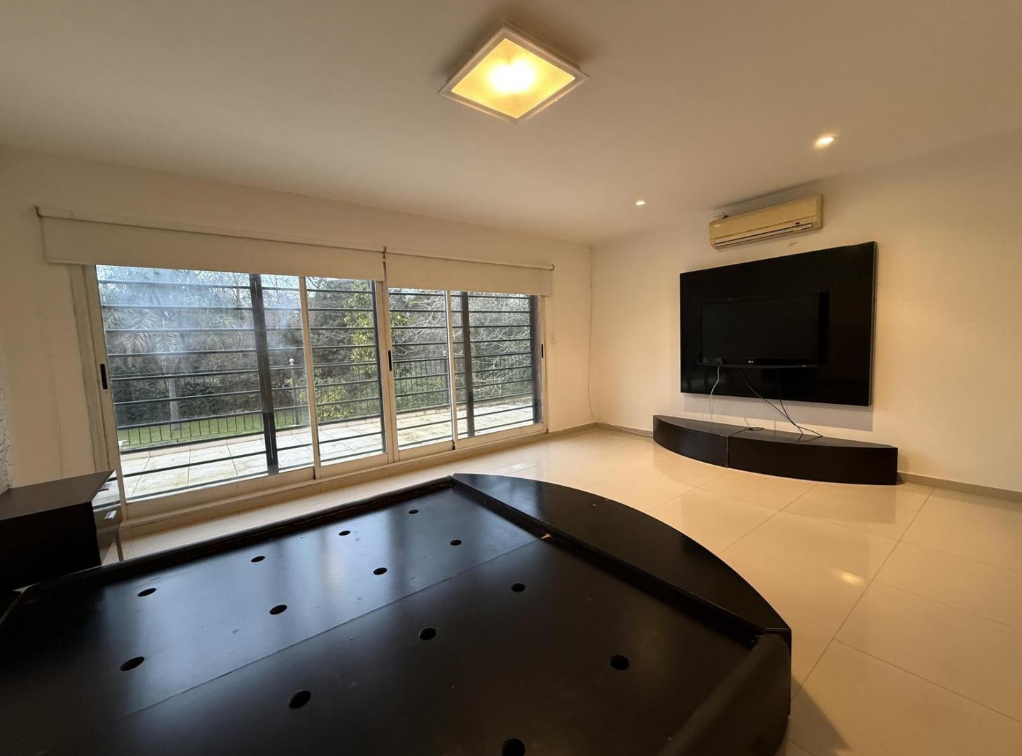 Foto de Casa quinta a la venta, jardín y pileta, en Maschwitz, imagen 5