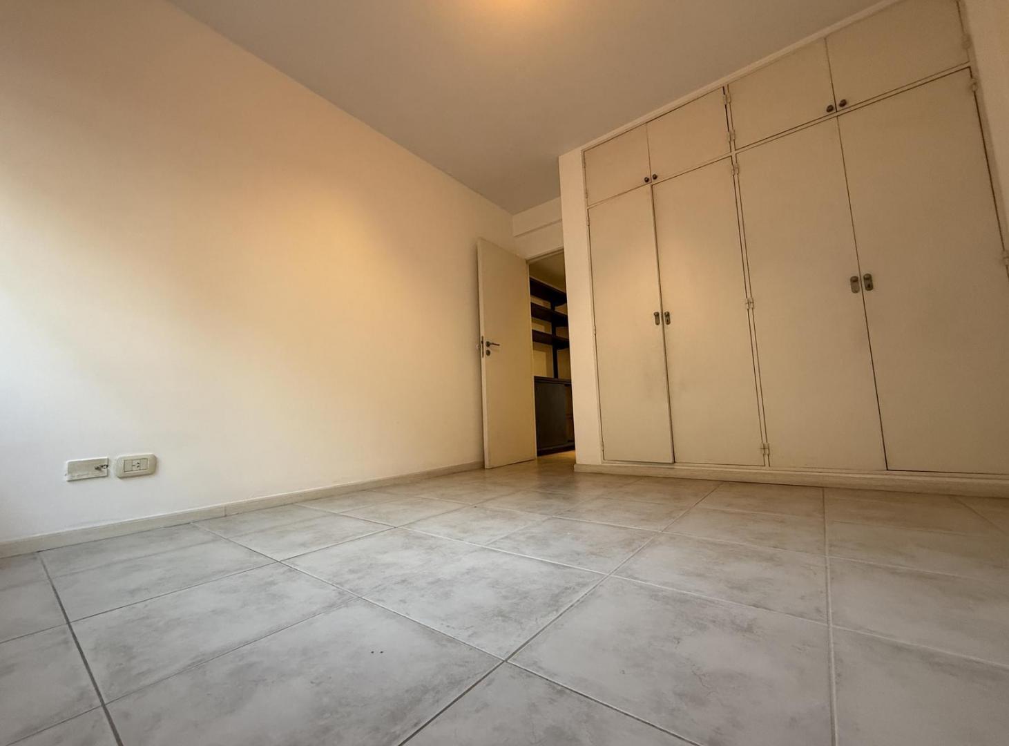 Foto de Alquiler departamento, 2 ambientes, con pileta y cochera, San Isidro, imagen 2
