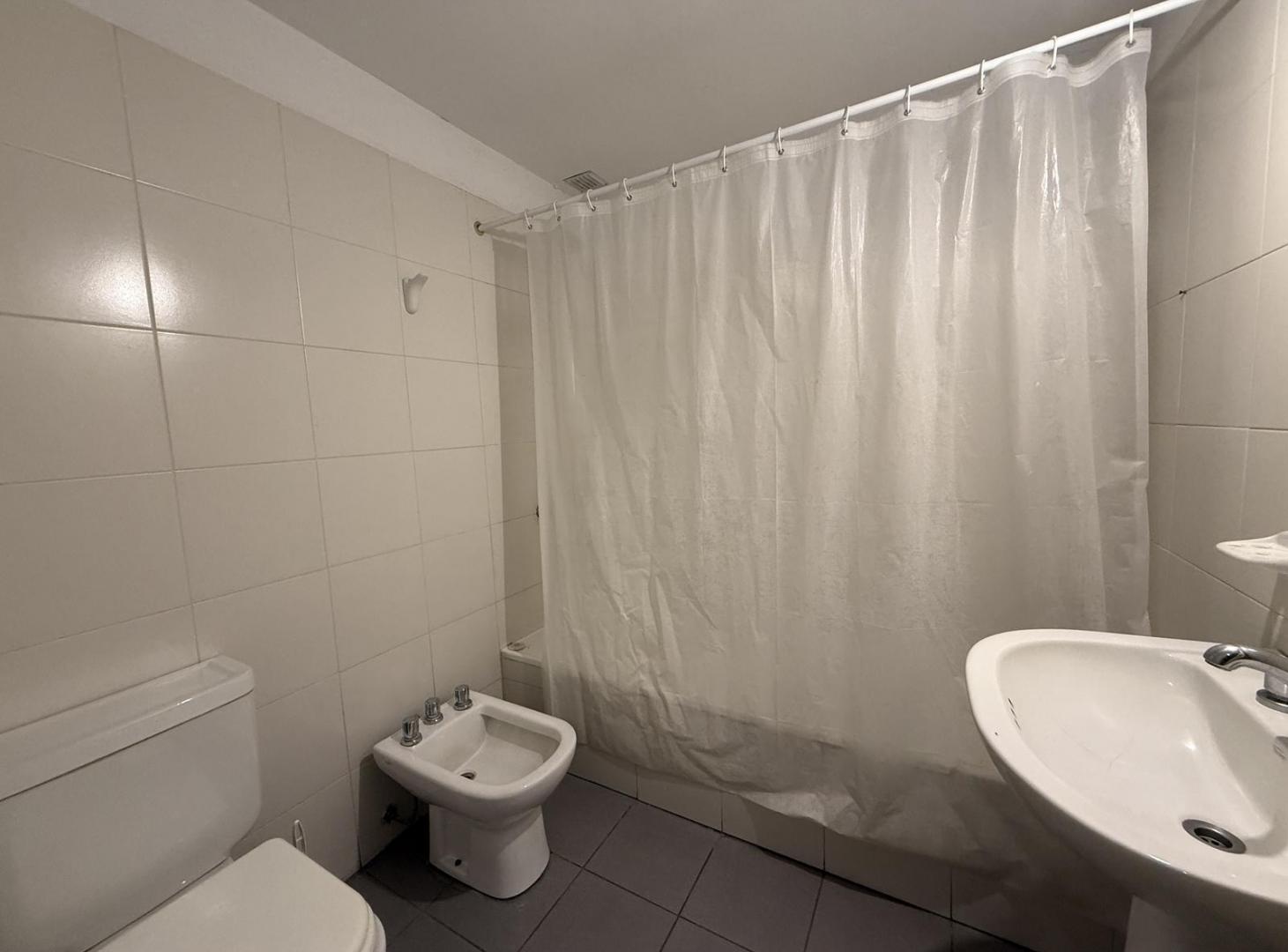 Foto de Alquiler departamento, 2 ambientes, con pileta y cochera, San Isidro, imagen 2