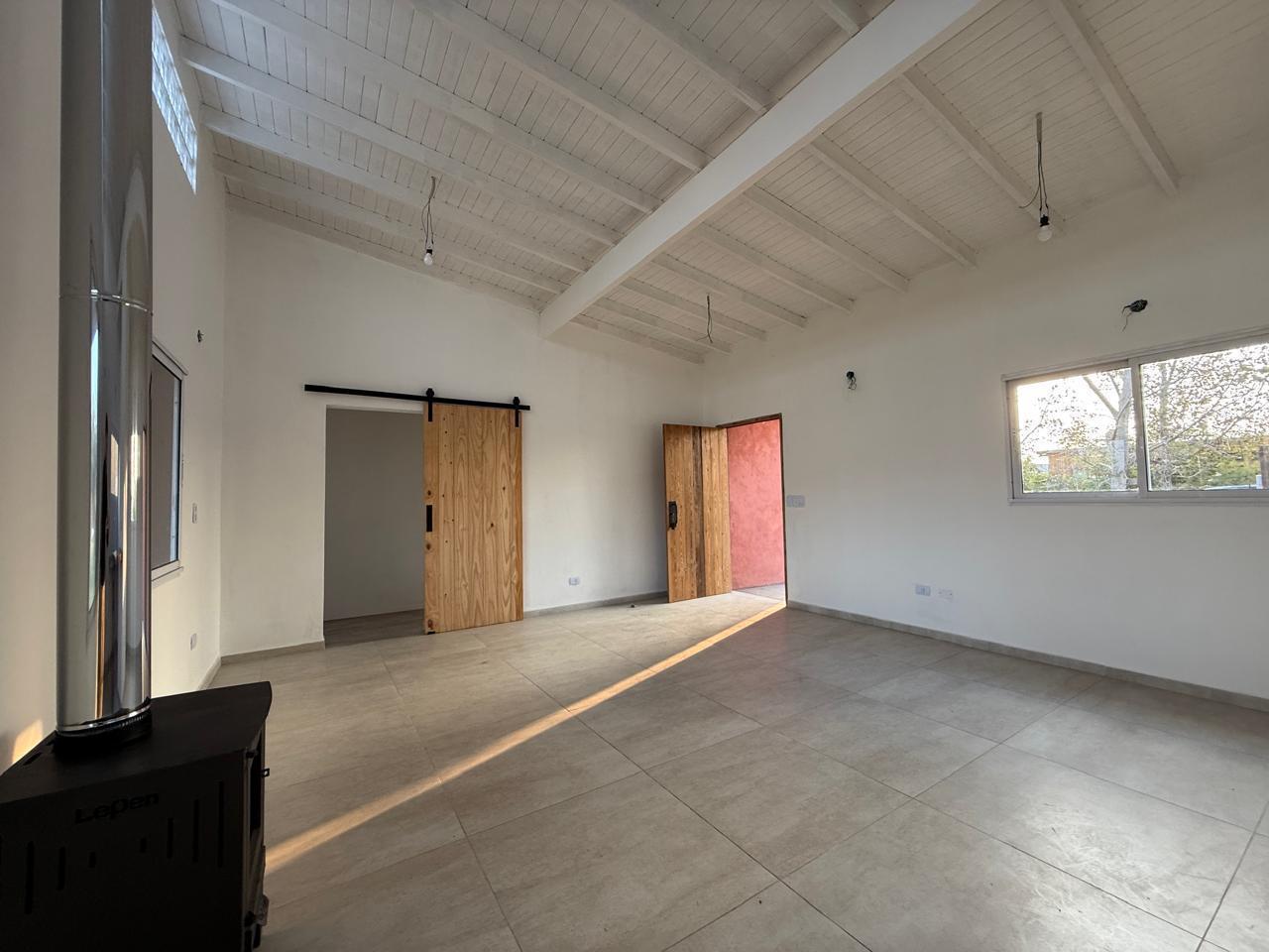 Foto de VENTA CASA A ESTRENAR, 4 AMBIENTES, EN ECO CHACRAS, imagen 2