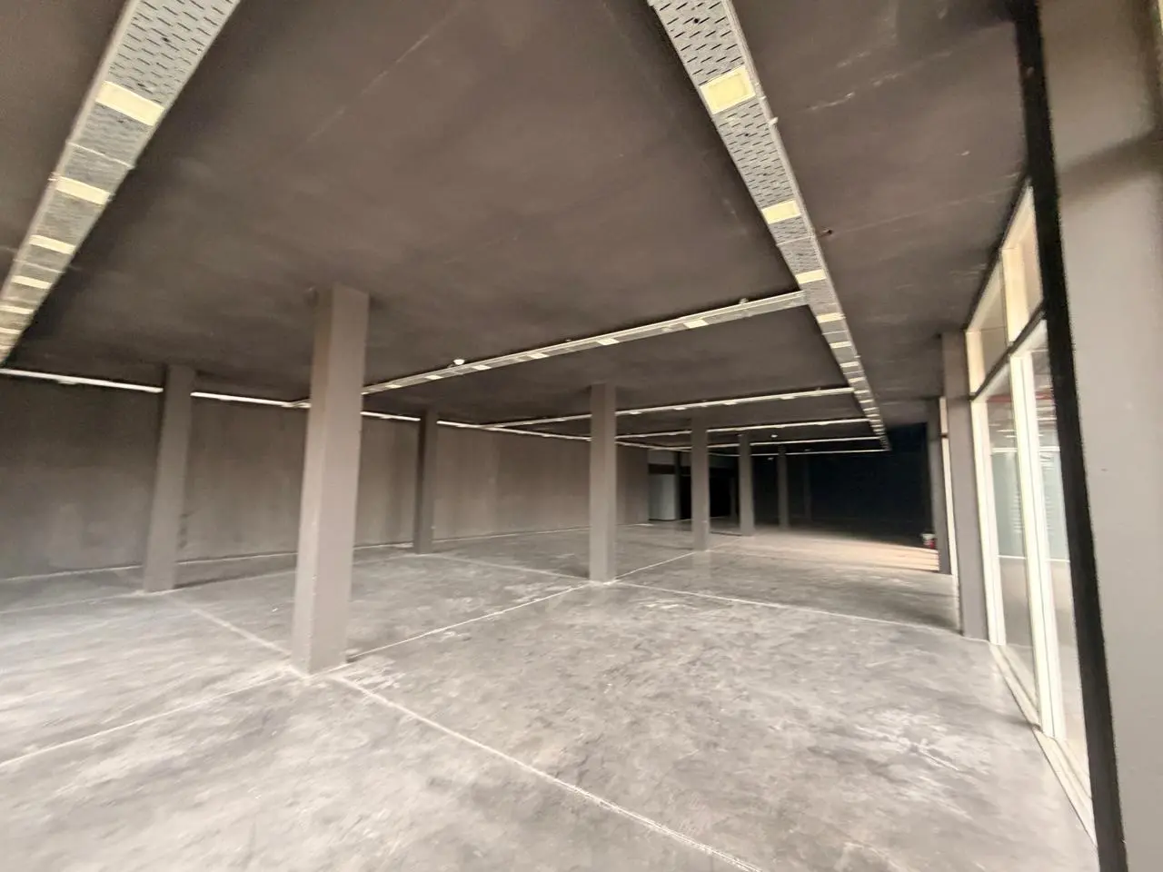 Local en Venta planta baja en VERDI 57 Pilar 2