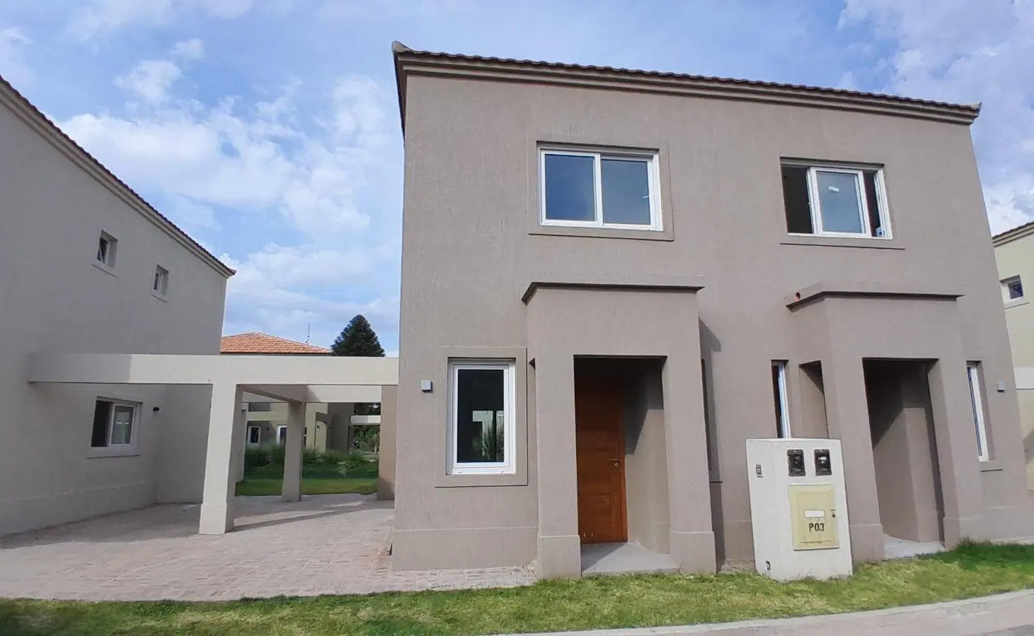 Venta Casa en Pilar, Saravi Village 4