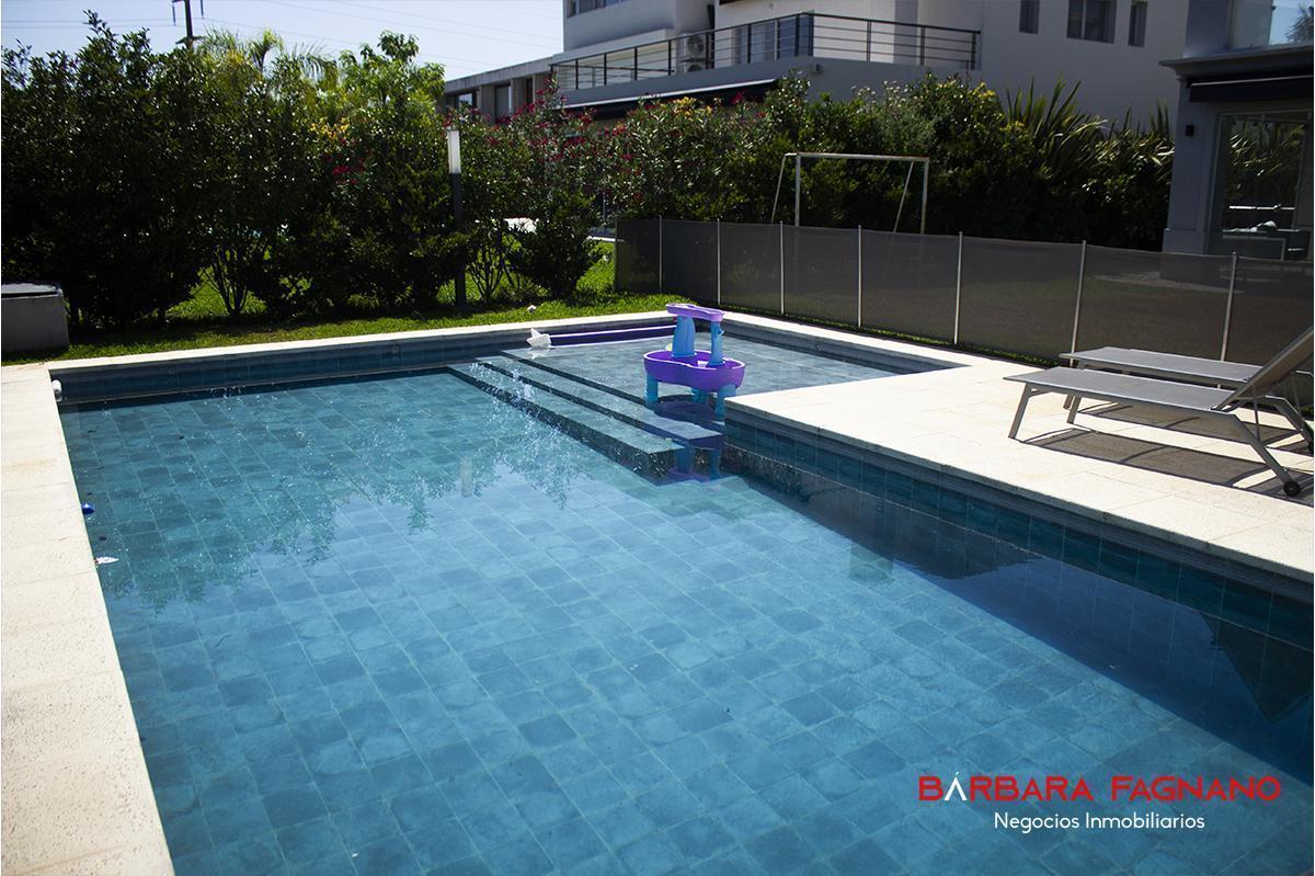 Venta casa en Pilar, La Lomada 9 ambientes