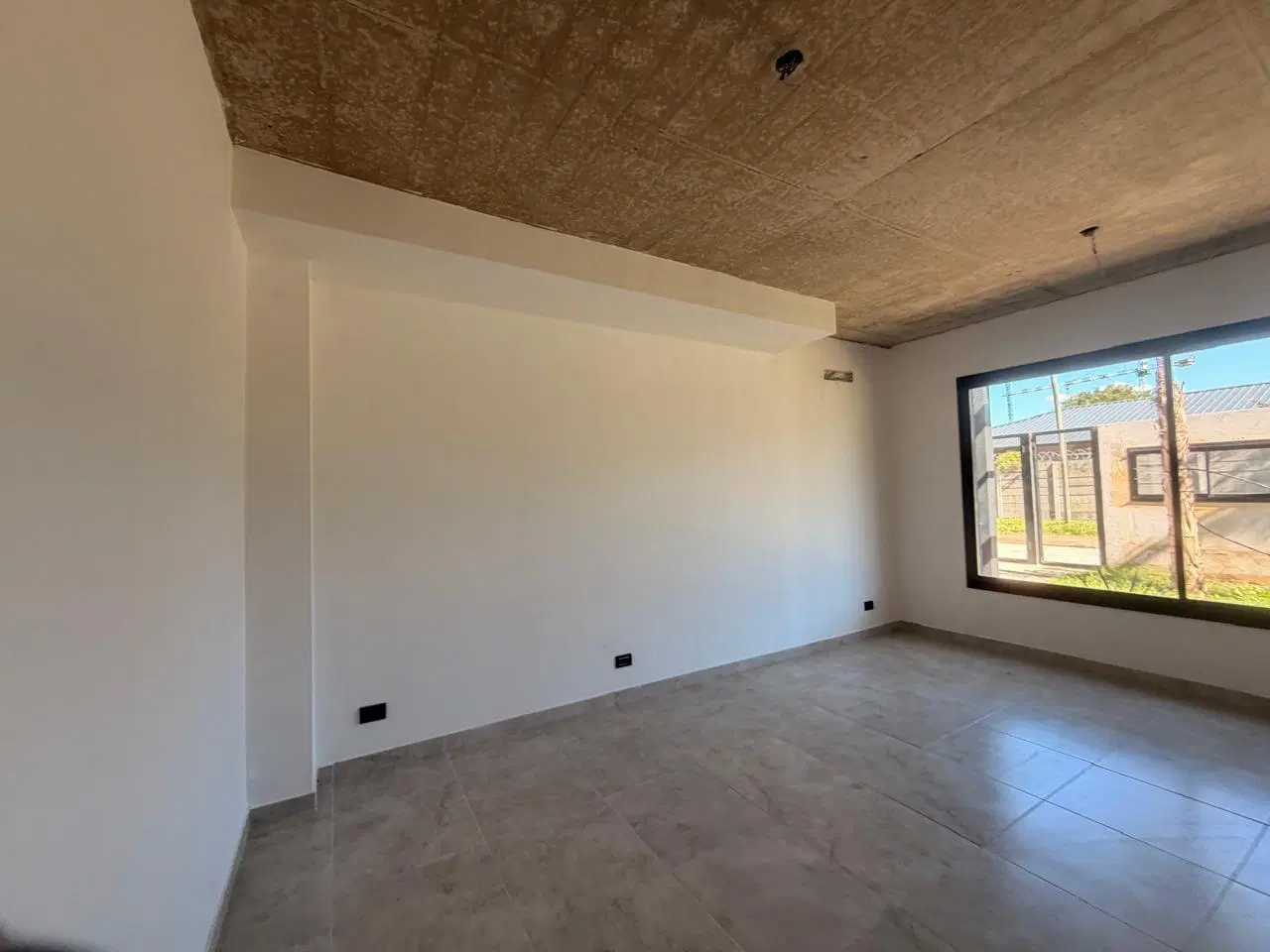 Venta Duplex 2 ambientes a estrenar,con terraza, Pilar 2