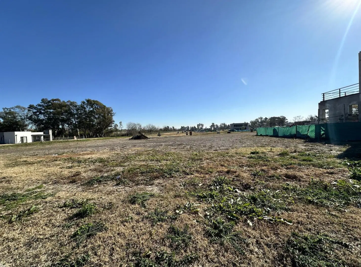 venta de Lote de 465,45 m2, en Barrio Santa Sofia, Pilar del Este 3
