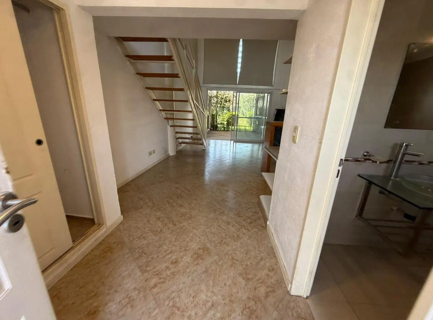 Loft en alquiler 2 ambiente en Altos del Molino 5