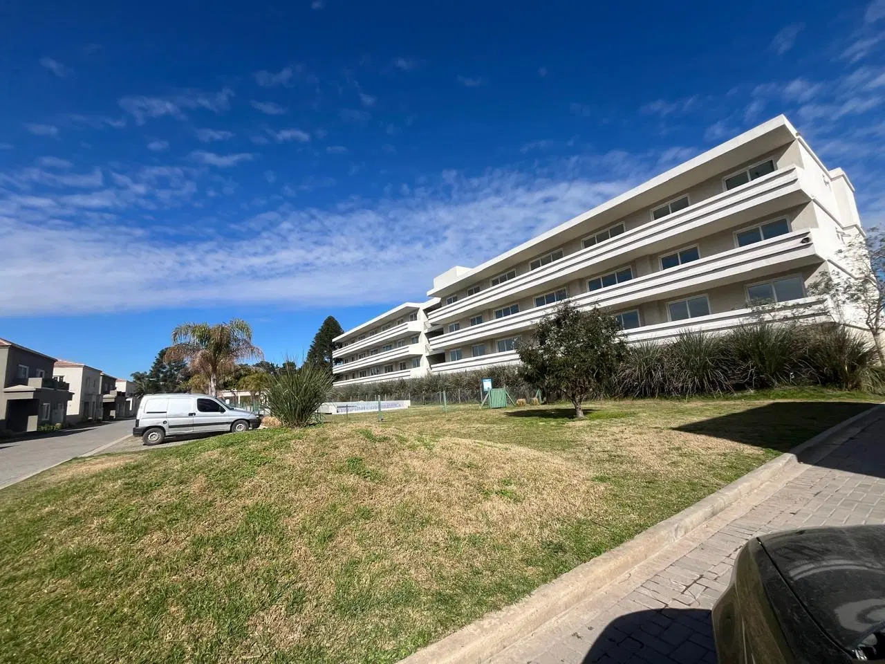 Departamento en venta en Saravi Village 4