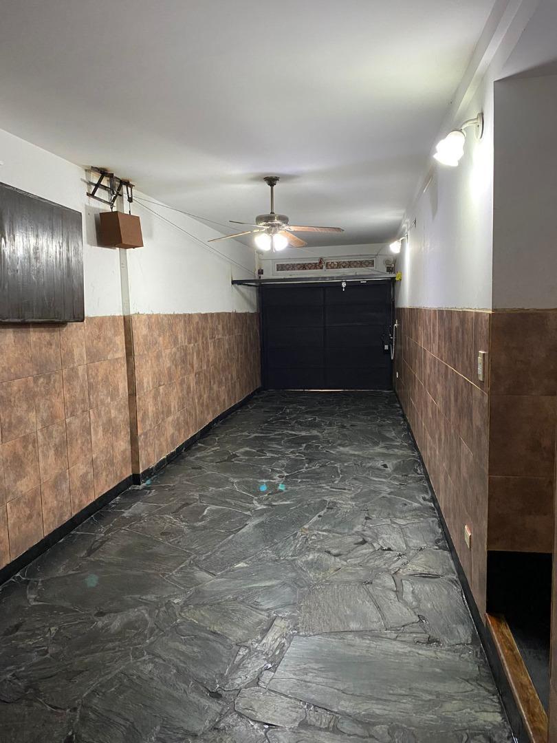 Casa en Venta "Terreno Propio" 4 Ambientes Muy Luminoso 5