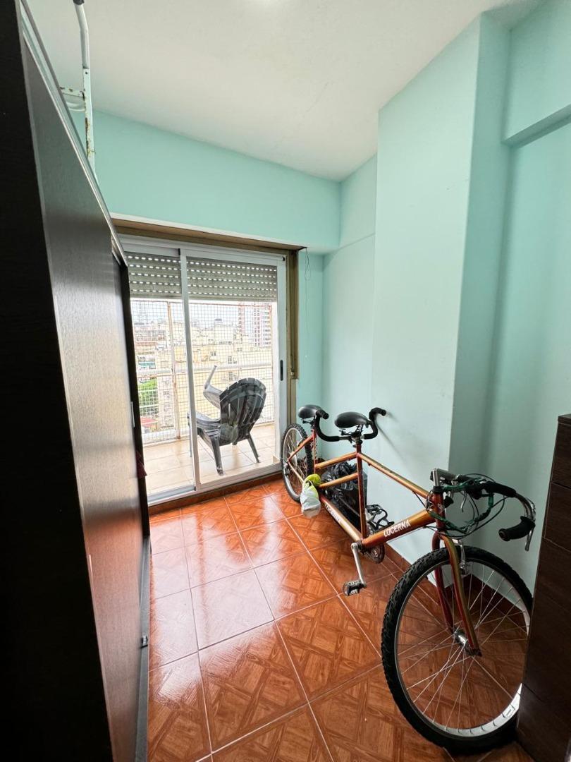 Foto de Amplio 4 Ambientes con Balcón Corrido, imagen 4