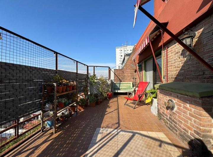 Duplex 4 ambientes con balcón terraza y Cochera 4