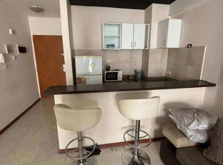 Foto de Amplio Monoambiente con Balcón y amenities, imagen 2