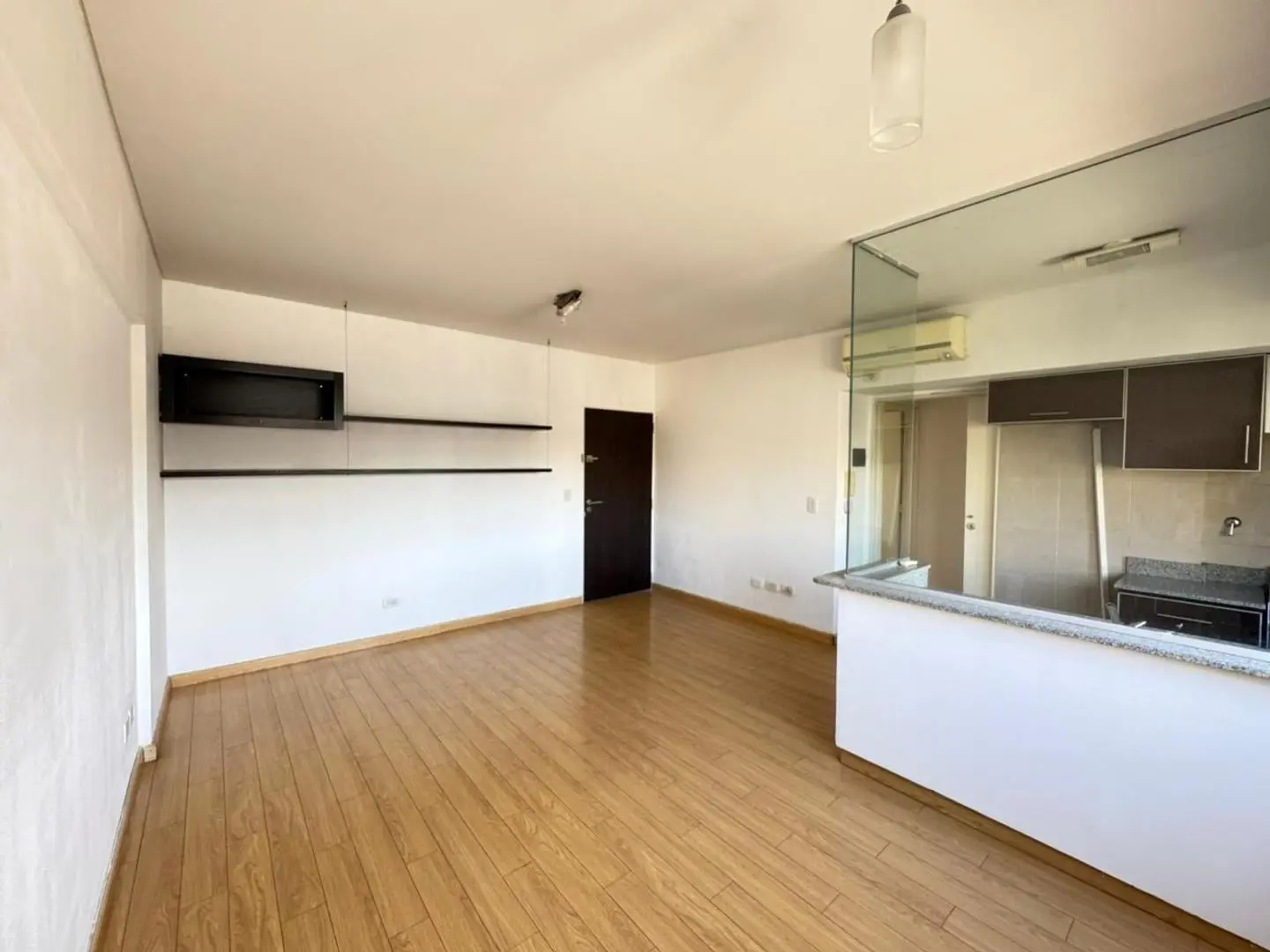 Hermoso 2 ambientes semi nuevo 4