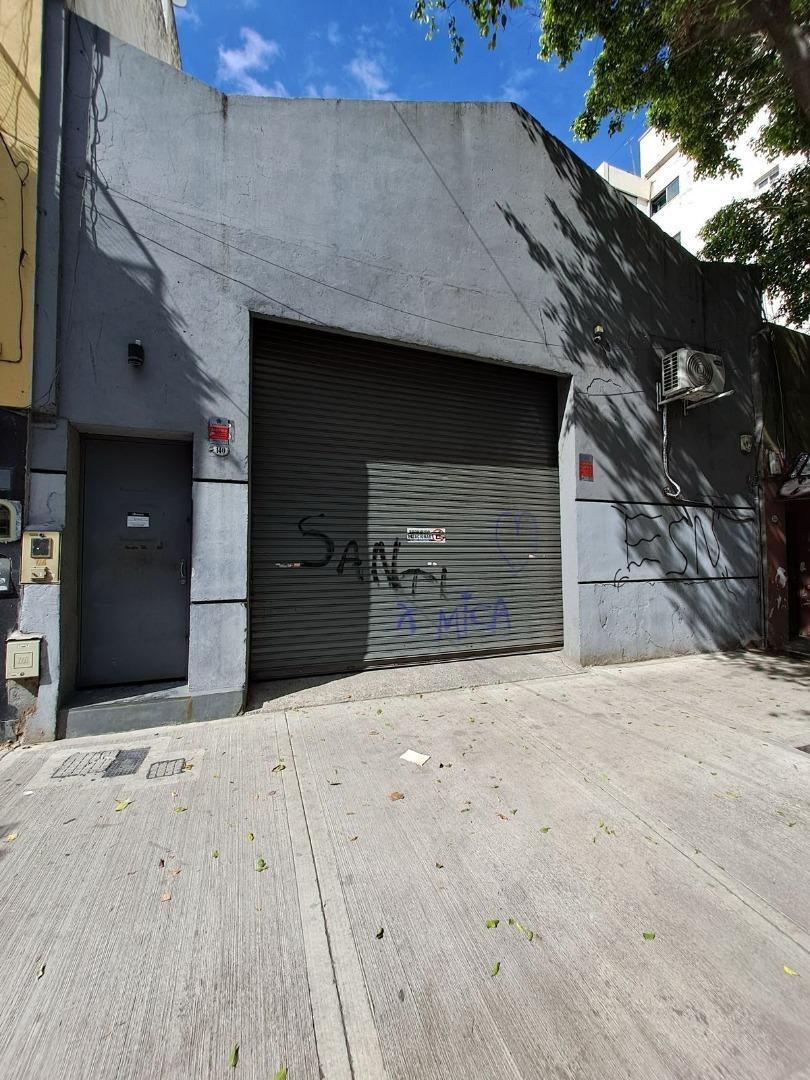 Excelente Deposito en la zona de villa crespo
