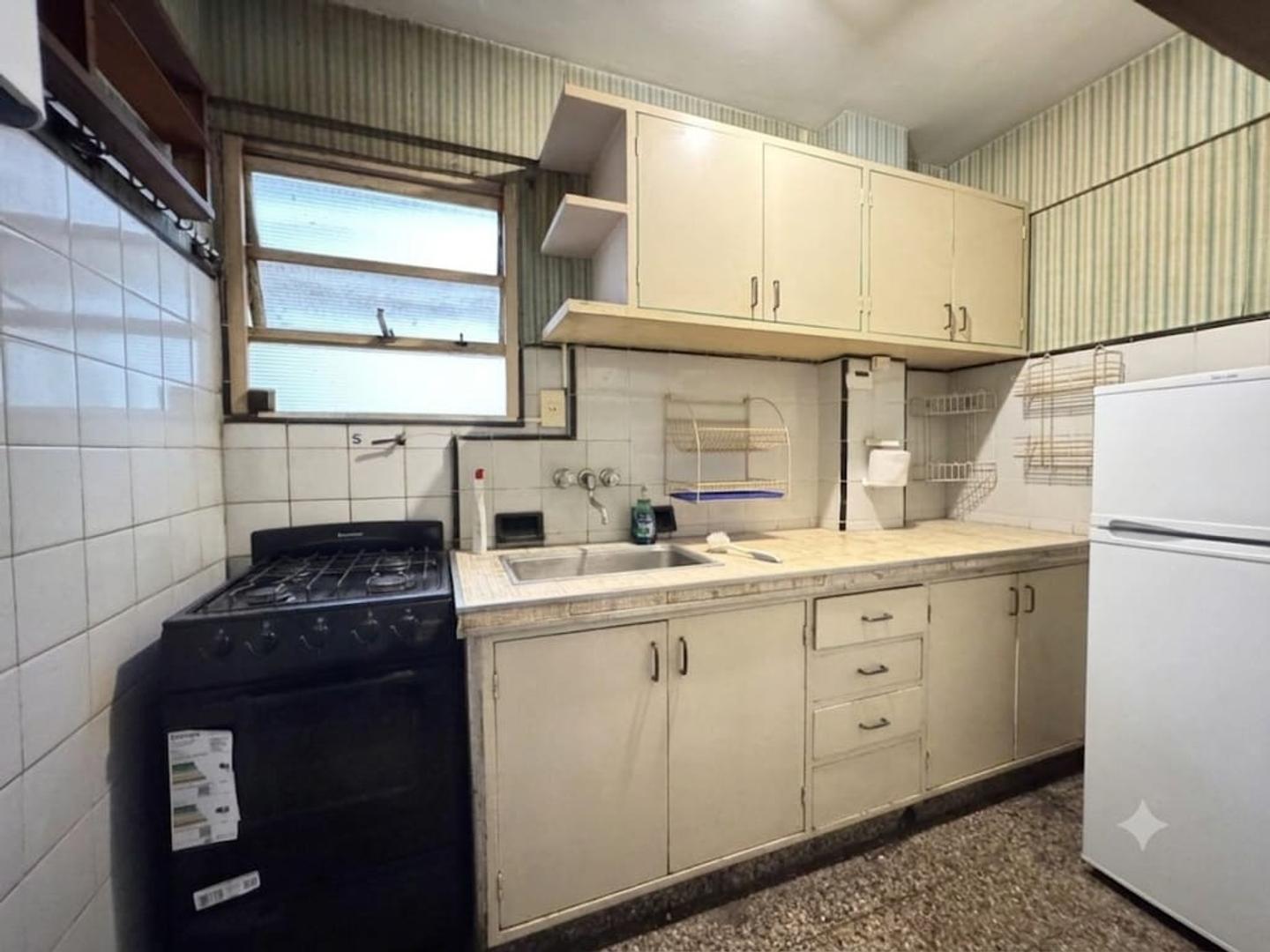 Foto de Excelente 3 Ambientes en la zona, imagen 2