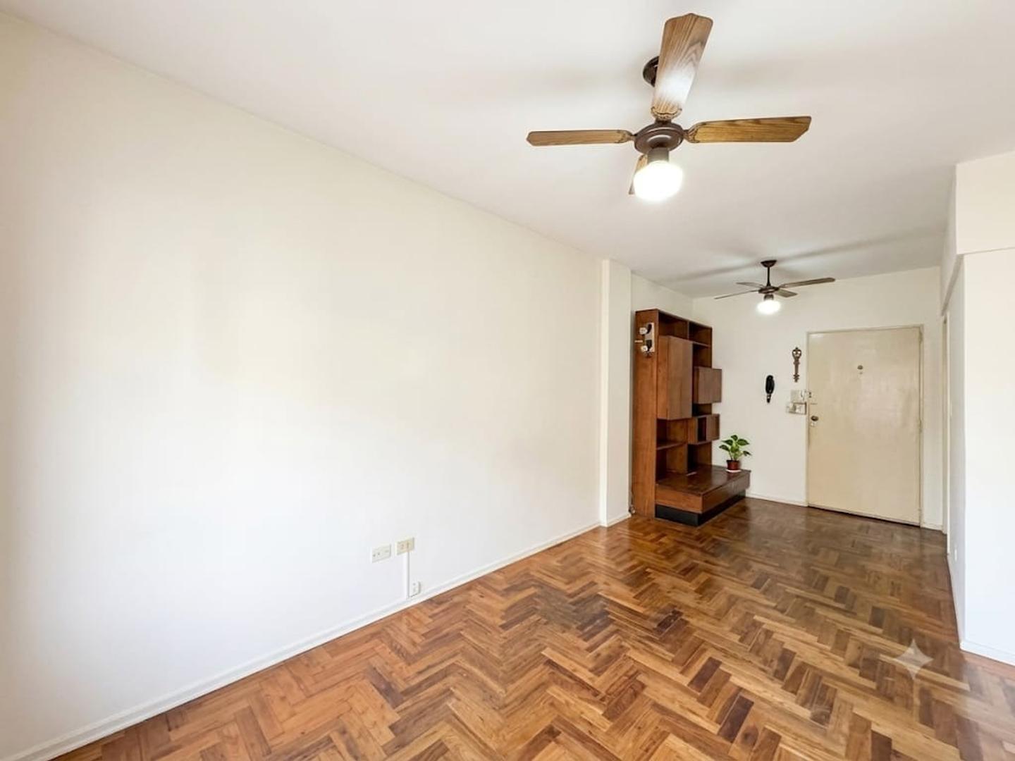 Foto de Excelente 3 Ambientes en la zona, imagen 1