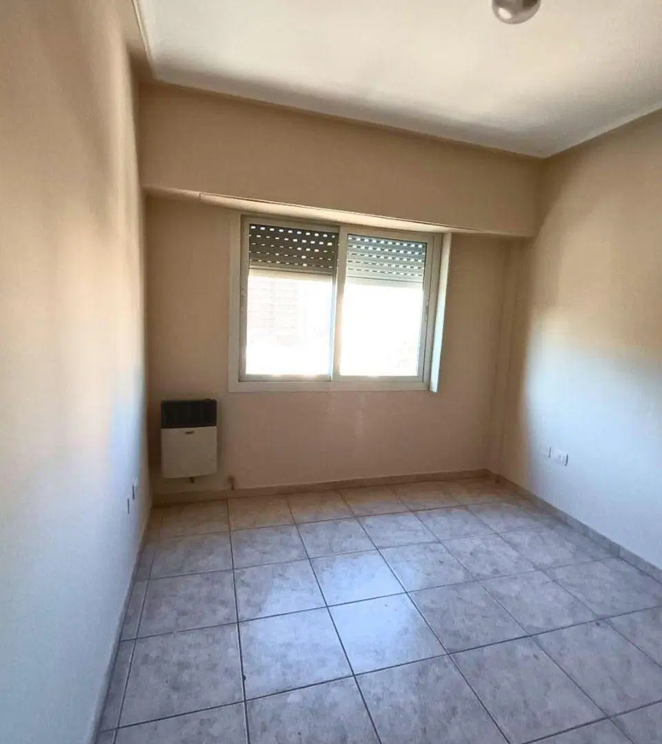 departamento en alquiler en calle Caronti 37 4