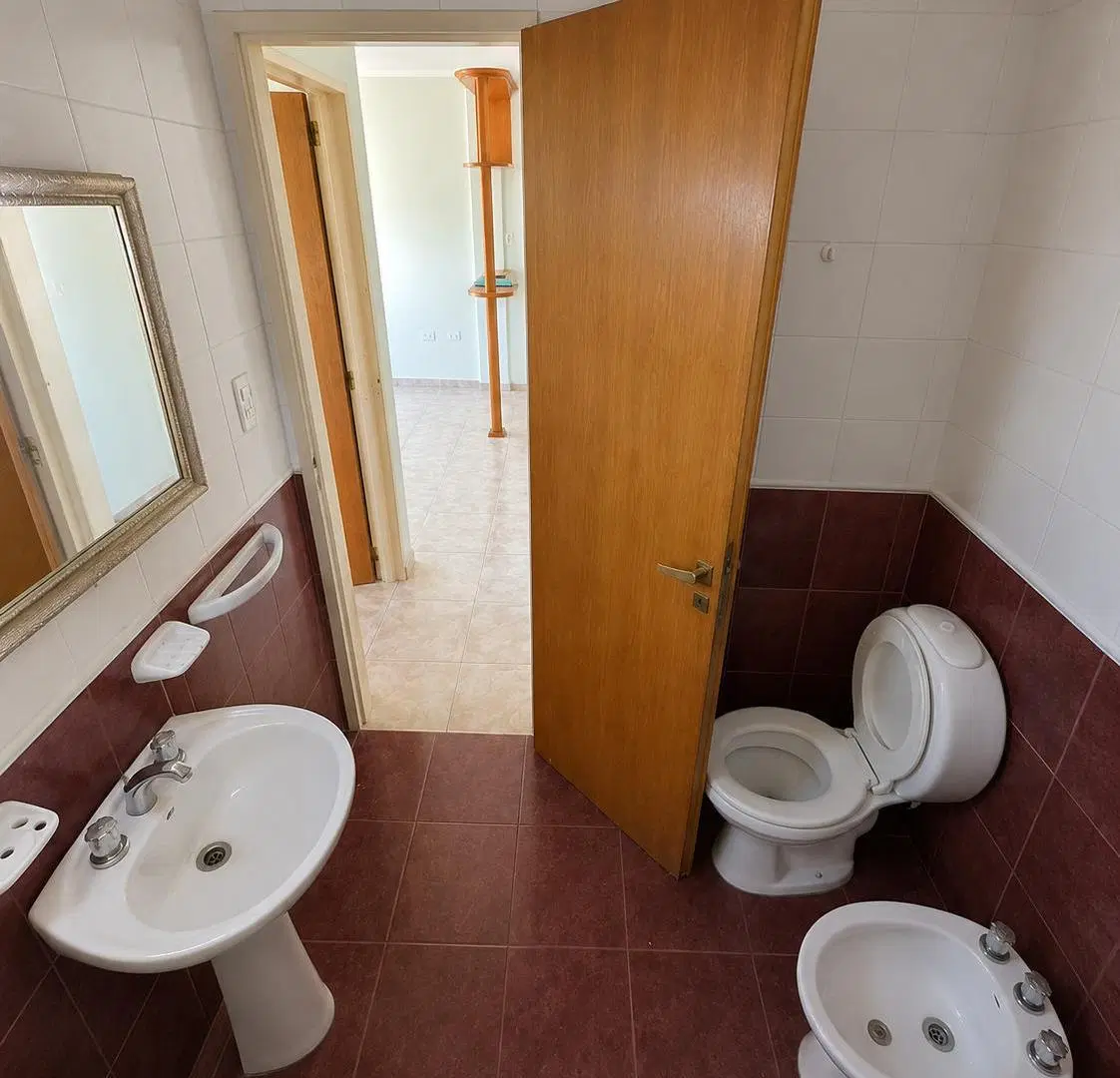 Departamento en alquiler — ubicado en calle ZAPIOLA 1083 4