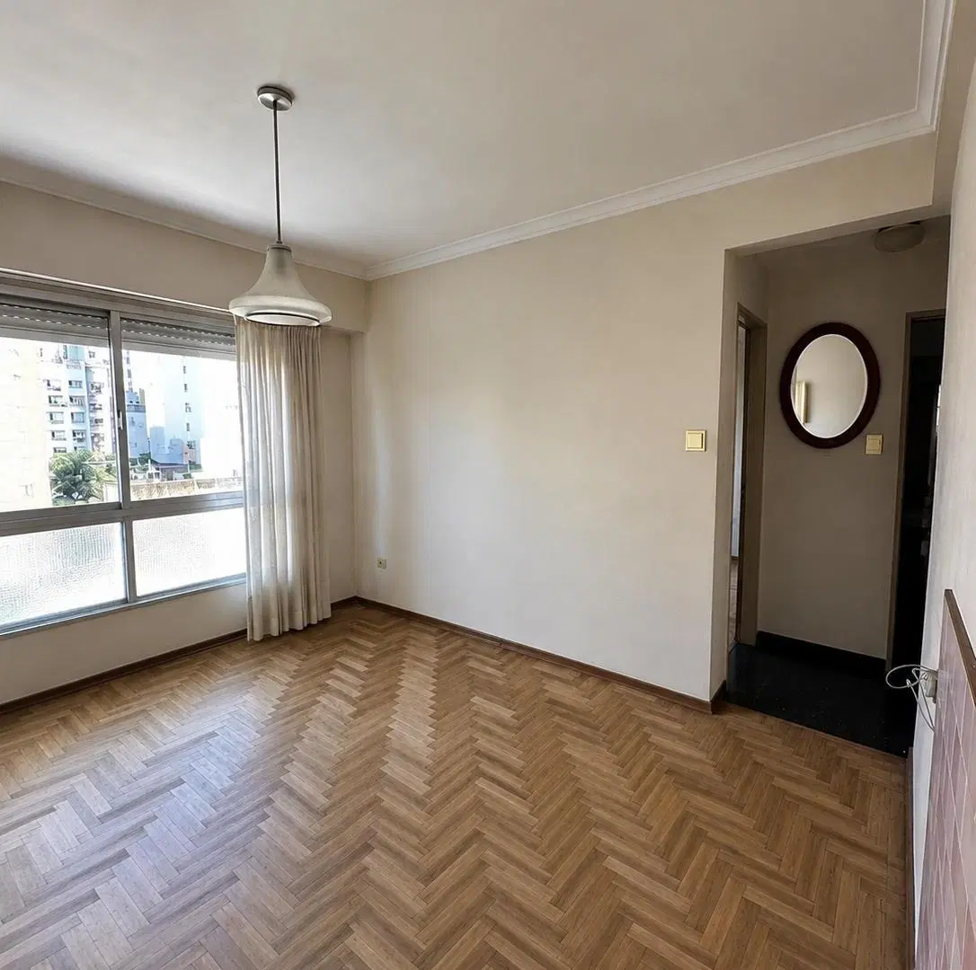 Departamento en venta! En calle 19 DE MAYO 135 4