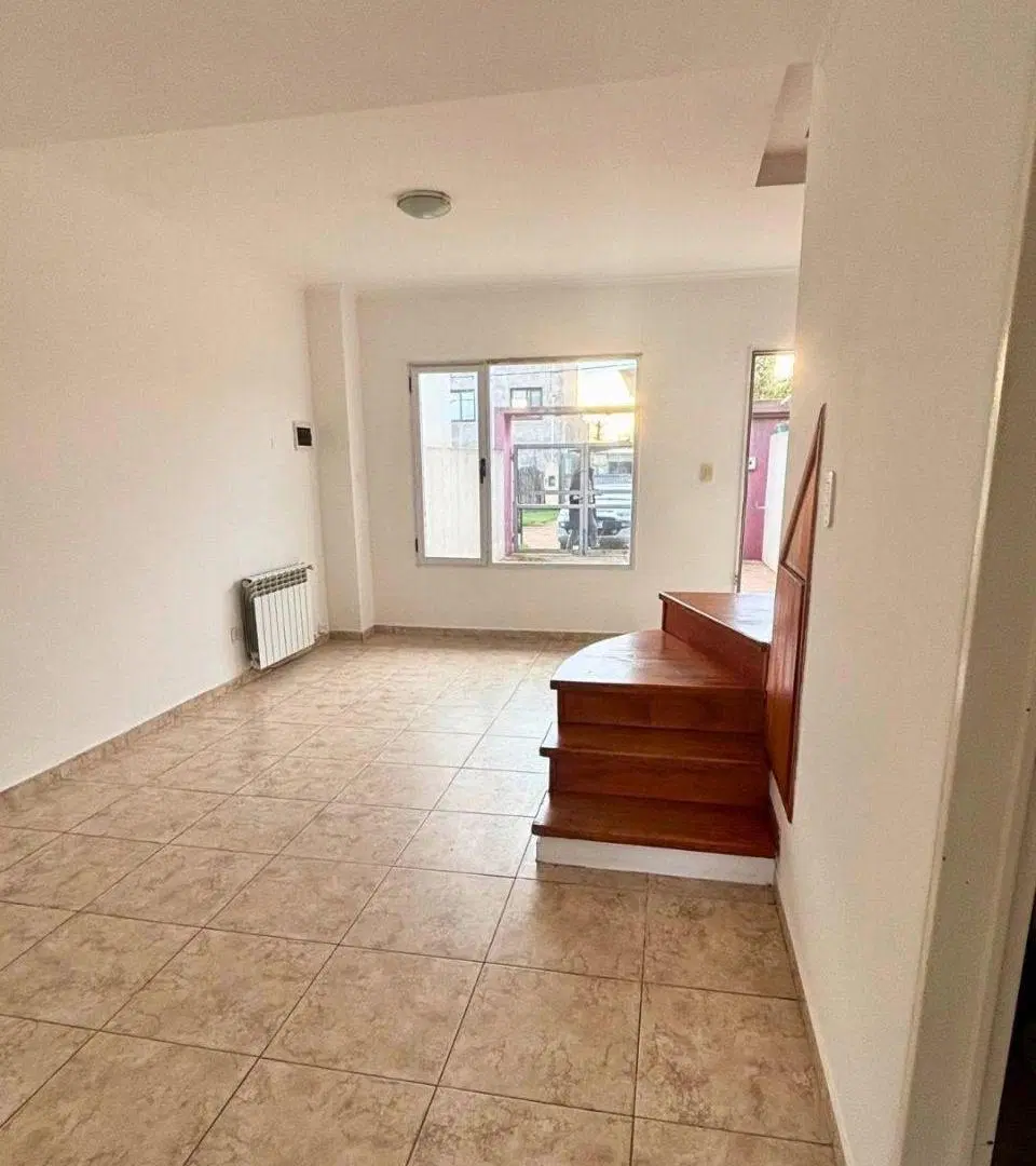 DUPLEX en alquiler — en calle LOS ADOBES 1217 4