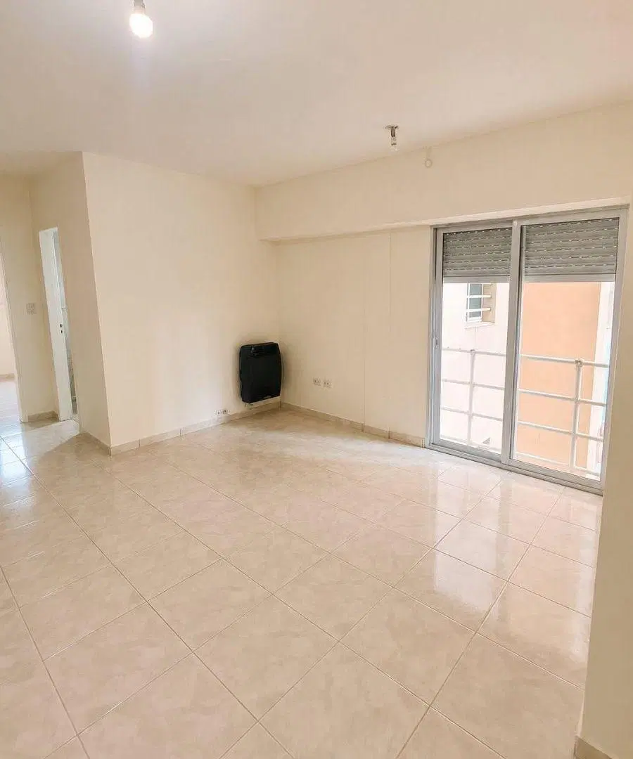 Departamento en alquiler! En calle PARAGUAY 6 5
