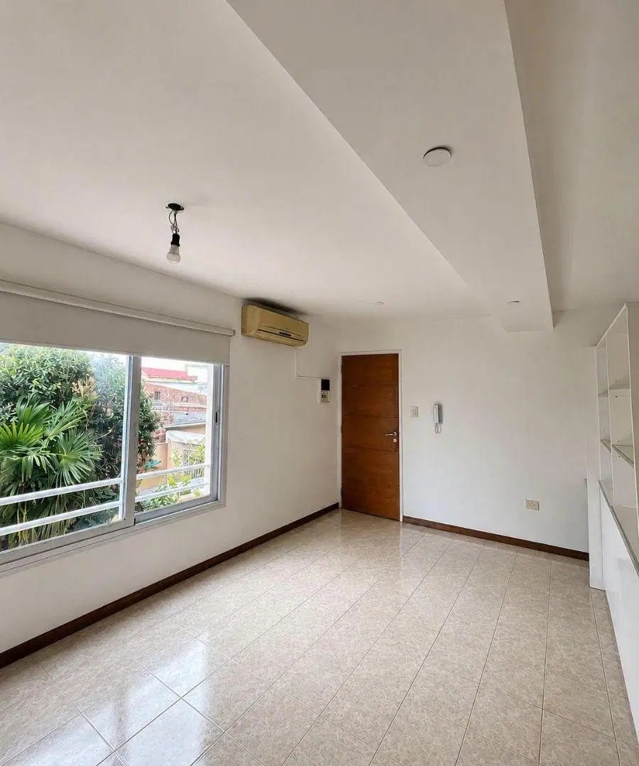 Departamento en alquiler — ubicado en calle D´orbigny 247 5